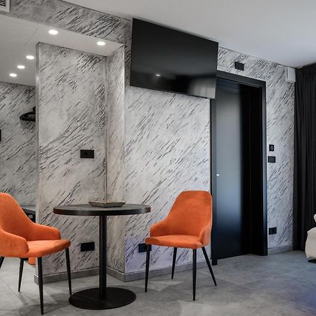 Adv Home - Exclusive Rooms 博尔扎诺 外观 照片